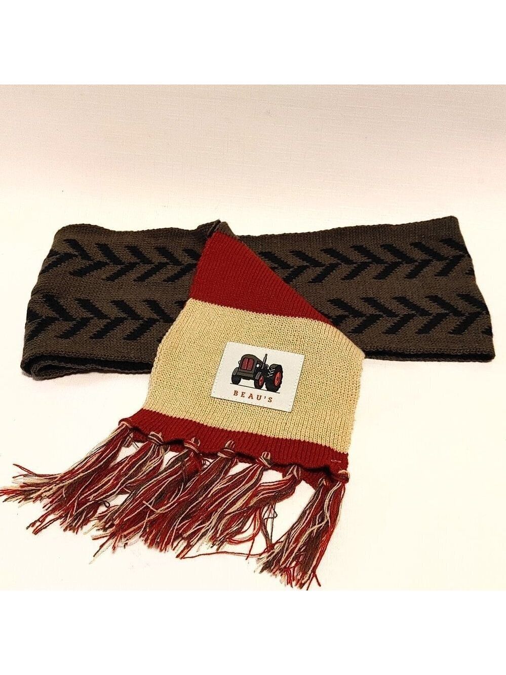 Beaus Brewery Tractor Tread Scarf Brewery Craft Beer BNIP SEALED